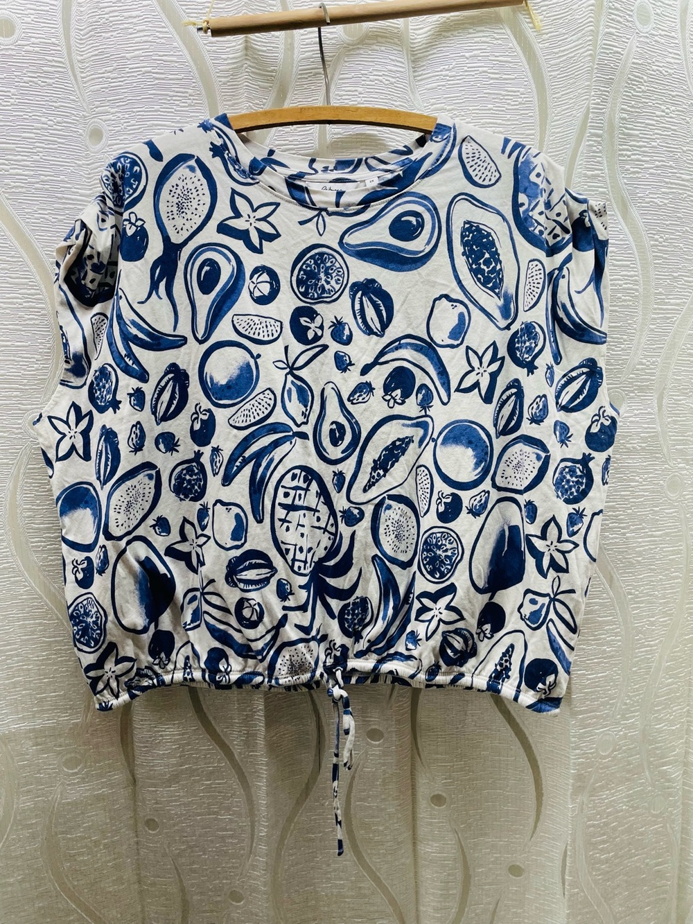Reitmans Fruit Print Top Womens 2X Blue White Excellent Drawstring Cap Sleeve